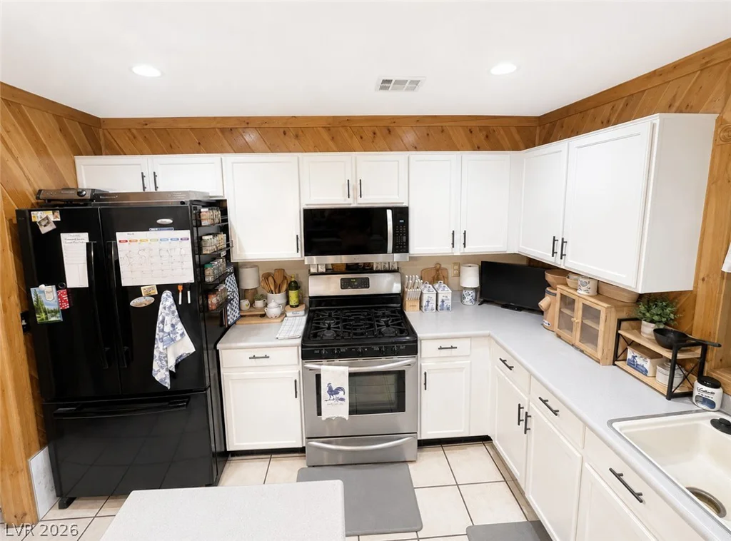 6228 Autumn Creek, Las Vegas, NV 89130