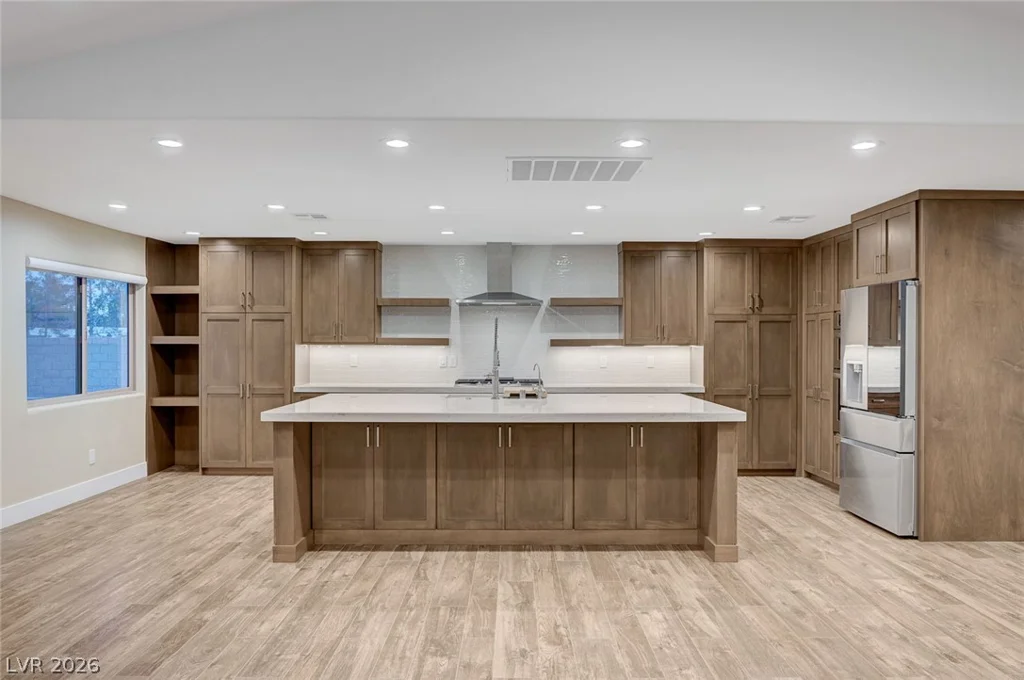 8030 La Cienega, Las Vegas, NV 89123
