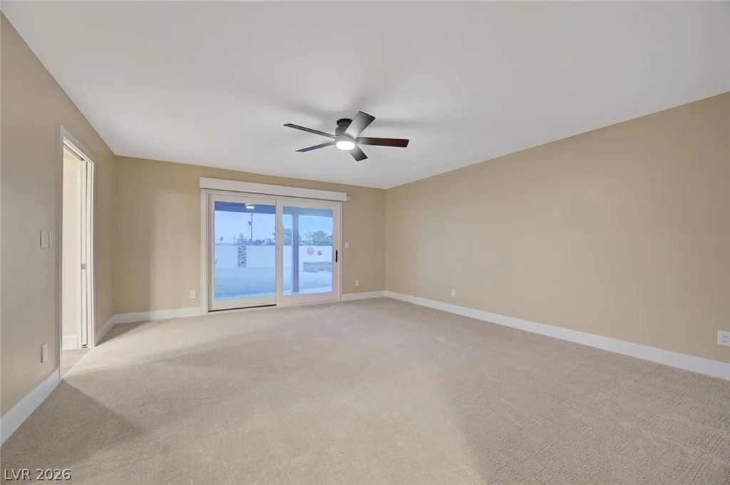 8030 La Cienega, Las Vegas, NV 89123