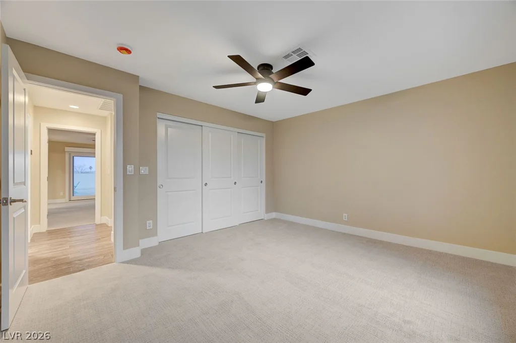 8030 La Cienega, Las Vegas, NV 89123