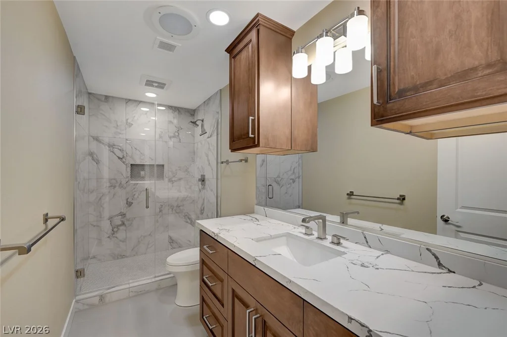 8030 La Cienega, Las Vegas, NV 89123