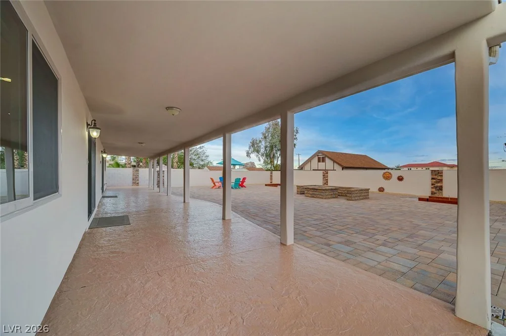 8030 La Cienega, Las Vegas, NV 89123