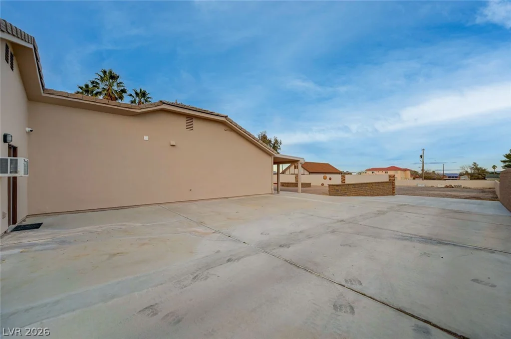 8030 La Cienega, Las Vegas, NV 89123
