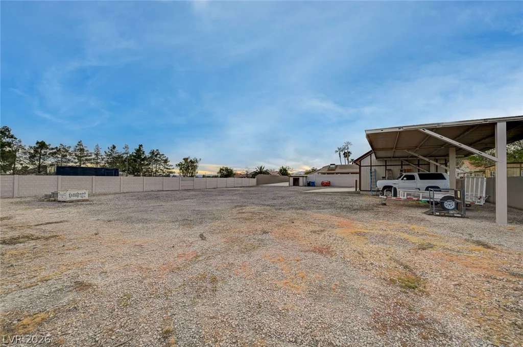 8030 La Cienega, Las Vegas, NV 89123