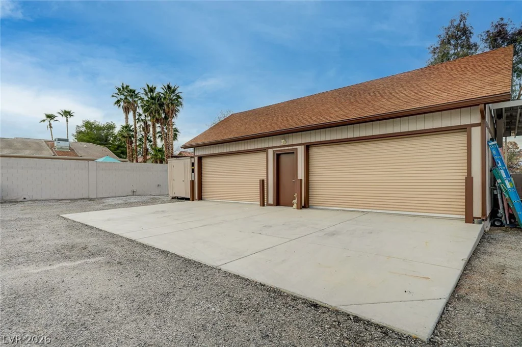 8030 La Cienega, Las Vegas, NV 89123