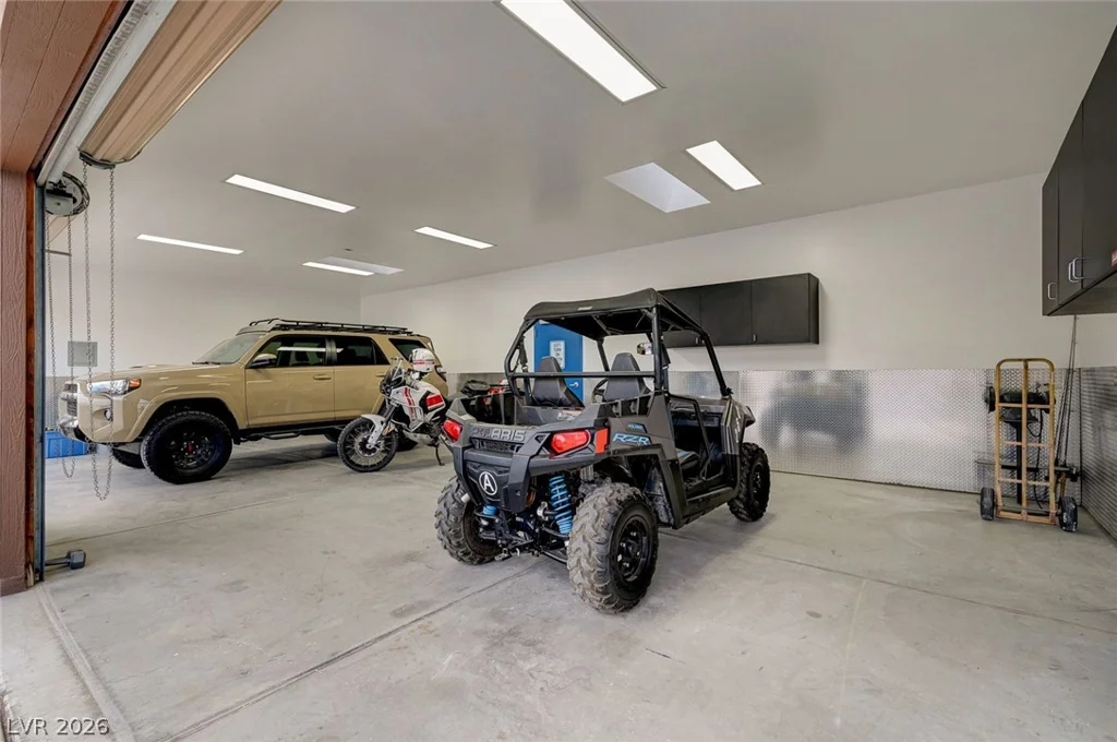 8030 La Cienega, Las Vegas, NV 89123