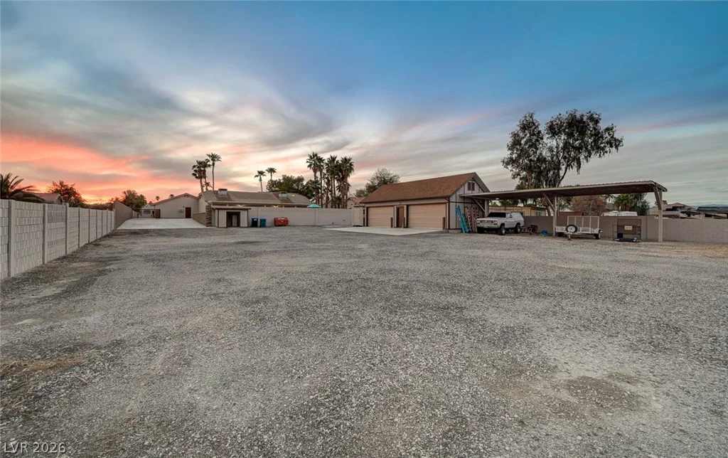 8030 La Cienega, Las Vegas, NV 89123