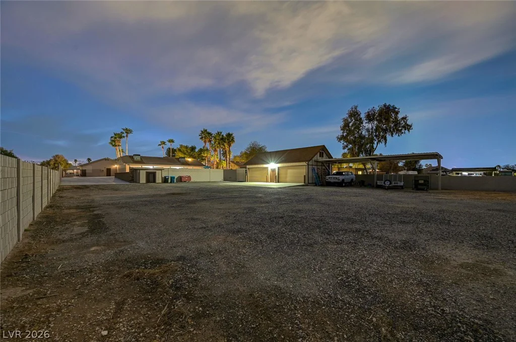 8030 La Cienega, Las Vegas, NV 89123
