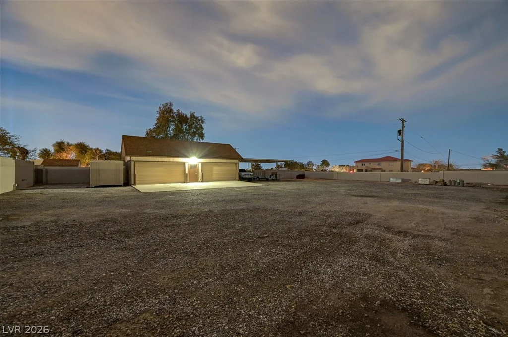 8030 La Cienega, Las Vegas, NV 89123