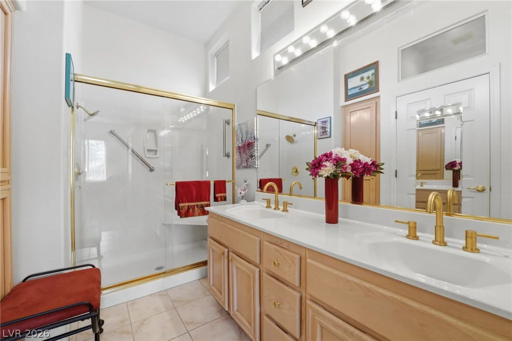 10633 Heritage Hills, Las Vegas, NV 89134
