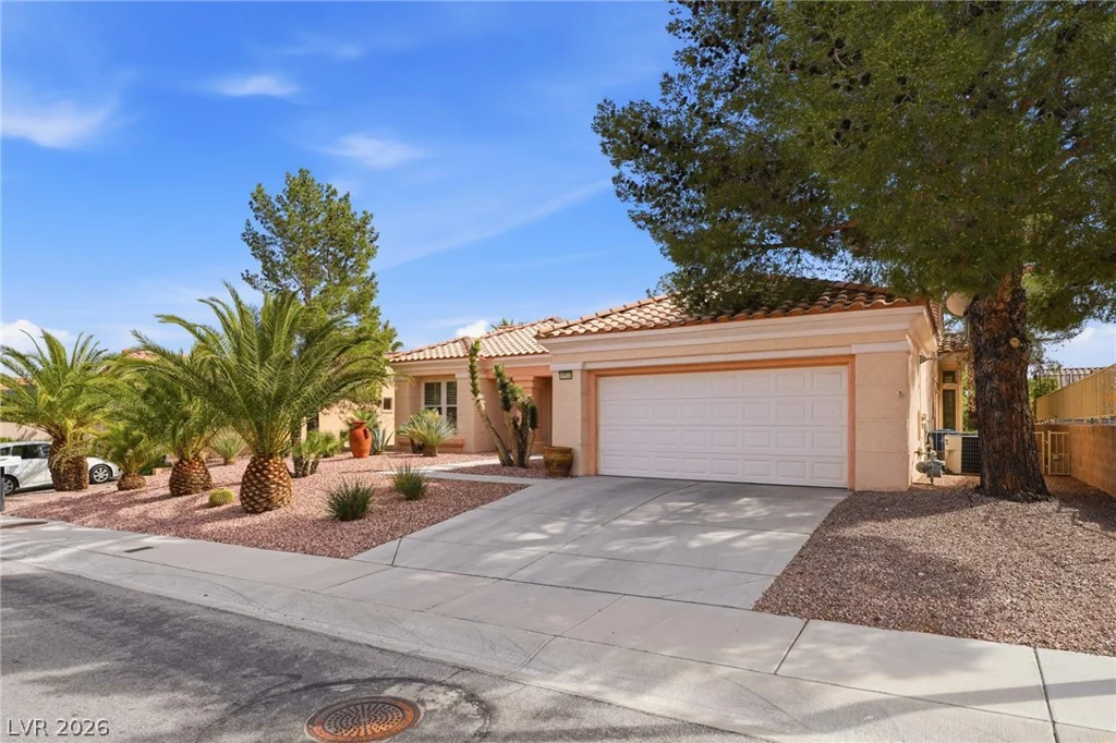 10633 Heritage Hills, Las Vegas, NV 89134