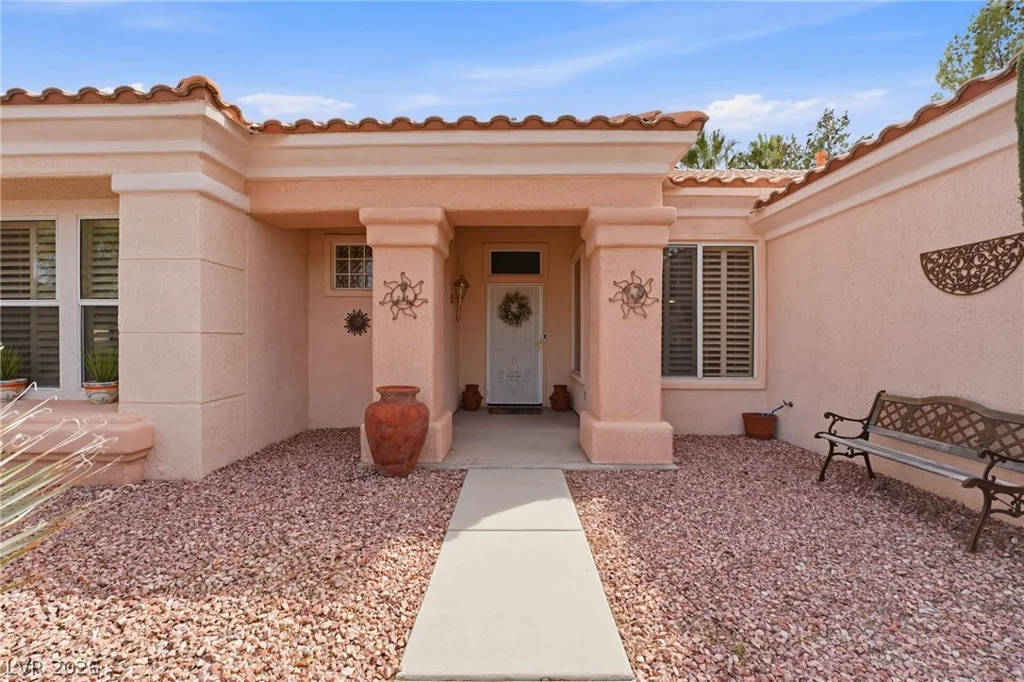 10633 Heritage Hills, Las Vegas, NV 89134
