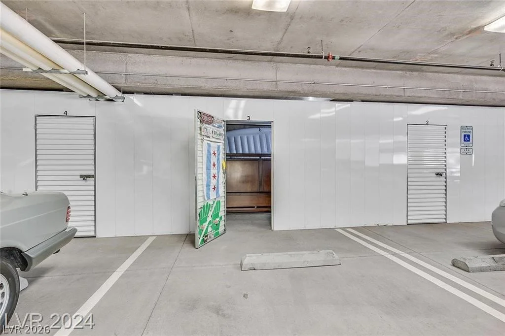64 Strada Principale, Henderson, NV 89011