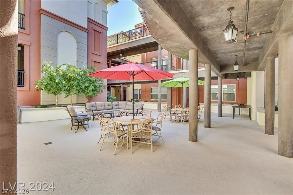 64 Strada Principale, Henderson, NV 89011