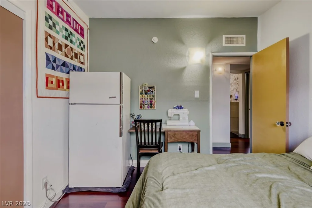 225 Wisteria, Las Vegas, NV 89107