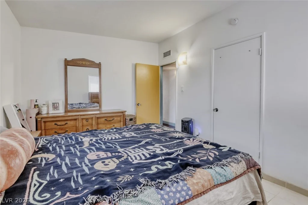 225 Wisteria, Las Vegas, NV 89107