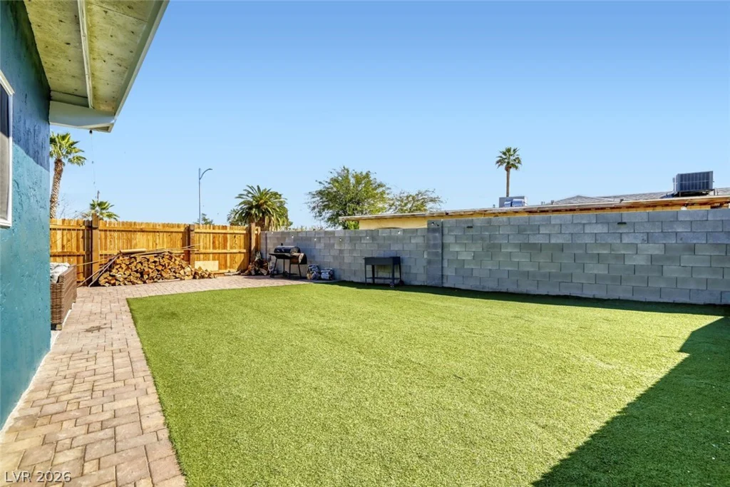 225 Wisteria, Las Vegas, NV 89107