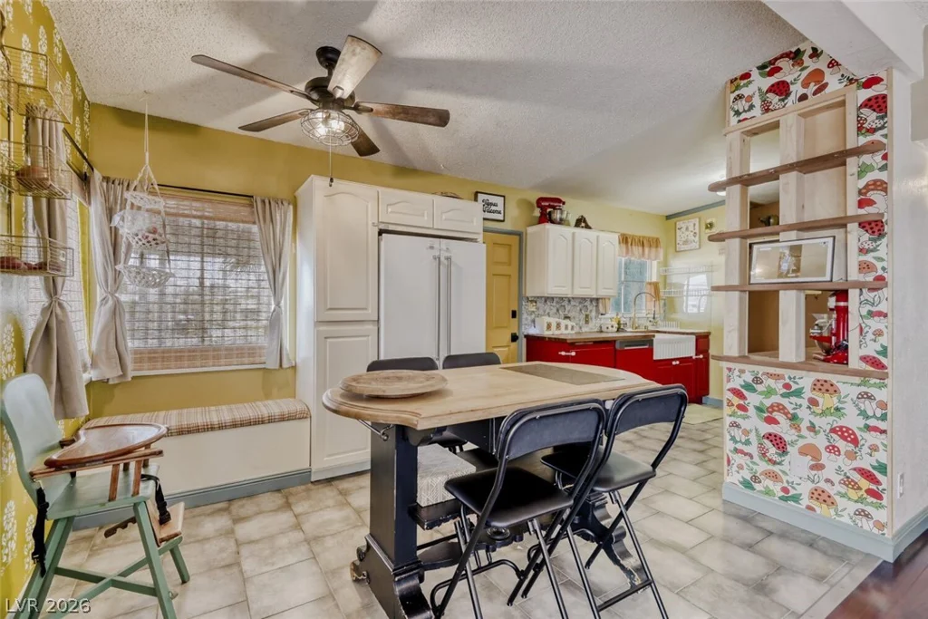225 Wisteria, Las Vegas, NV 89107