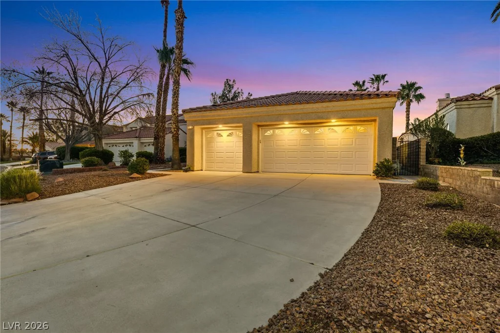 7813 Painted Sunset, Las Vegas, NV 89149