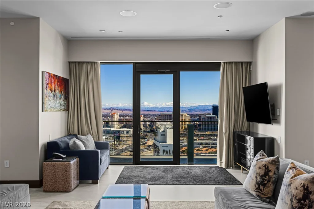 4381 Flamingo, Las Vegas, NV 89103