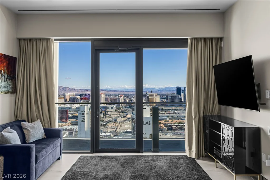 4381 Flamingo, Las Vegas, NV 89103