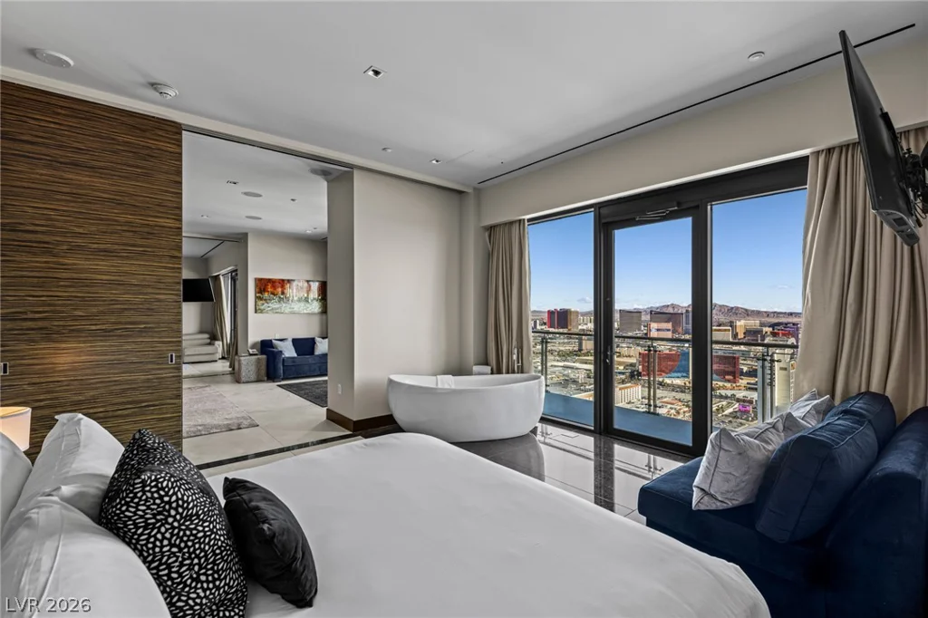 4381 Flamingo, Las Vegas, NV 89103