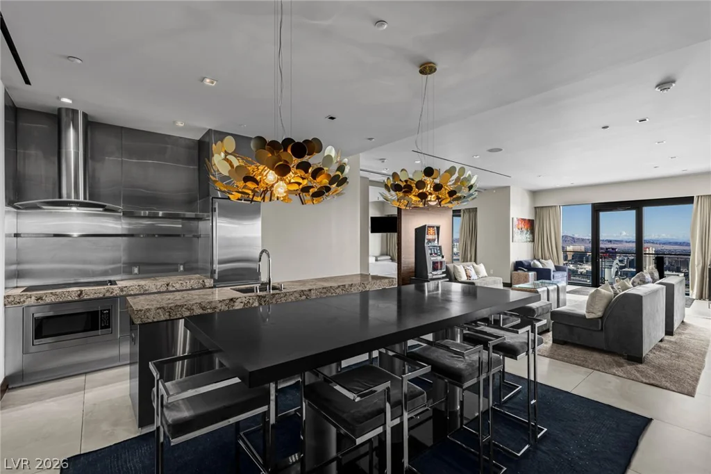 4381 Flamingo, Las Vegas, NV 89103