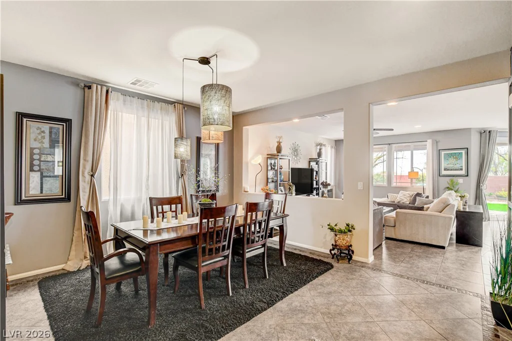 10313 Aragon Crown, Las Vegas, NV 89135
