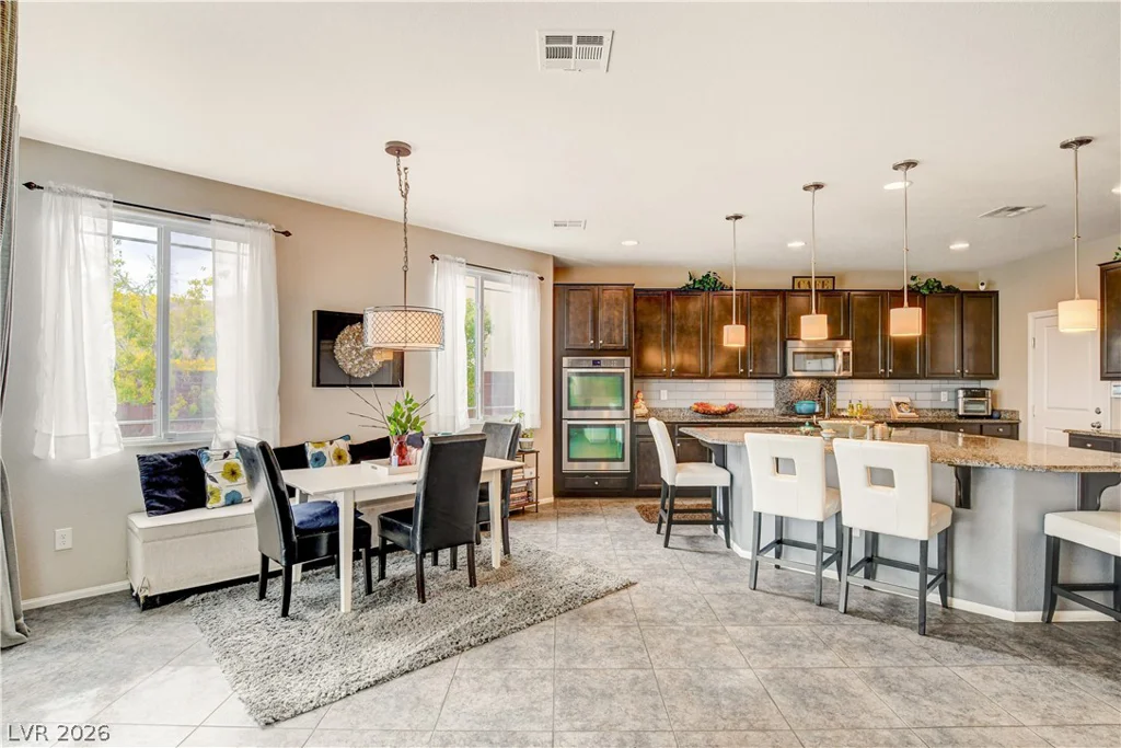 10313 Aragon Crown, Las Vegas, NV 89135