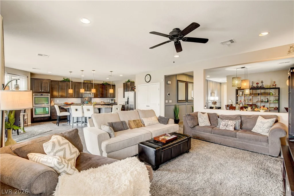 10313 Aragon Crown, Las Vegas, NV 89135
