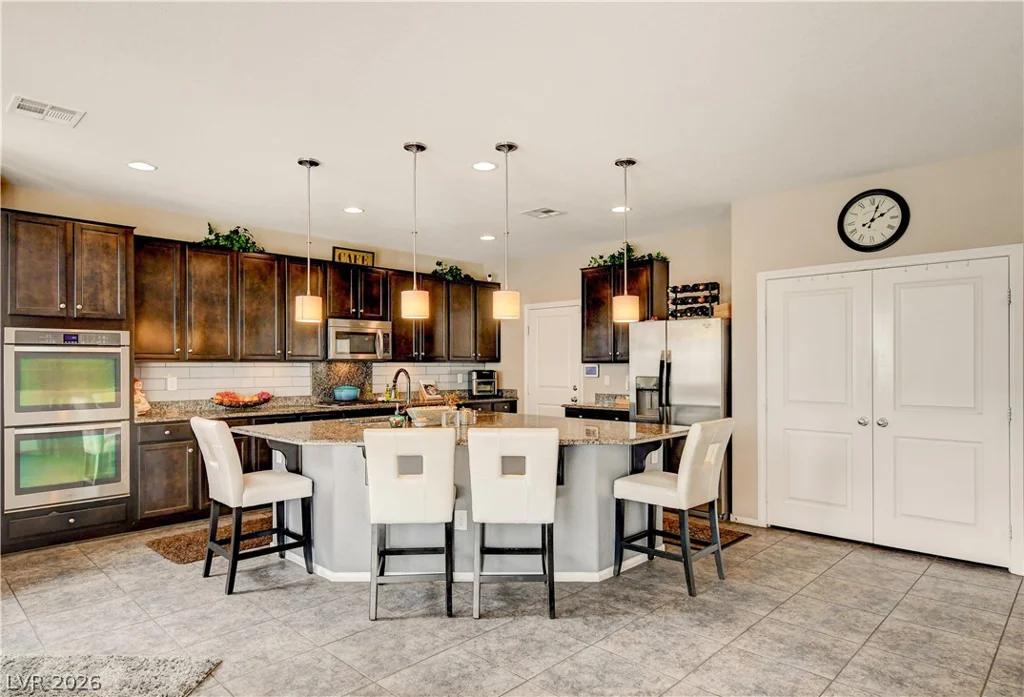 10313 Aragon Crown, Las Vegas, NV 89135