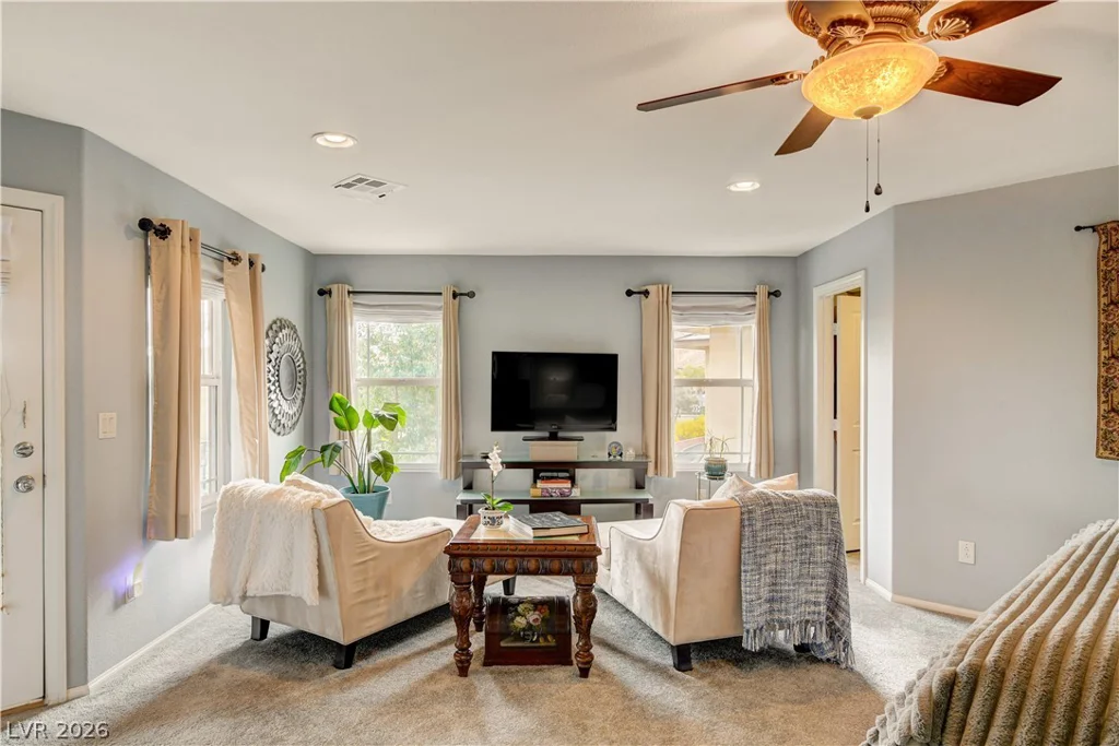 10313 Aragon Crown, Las Vegas, NV 89135