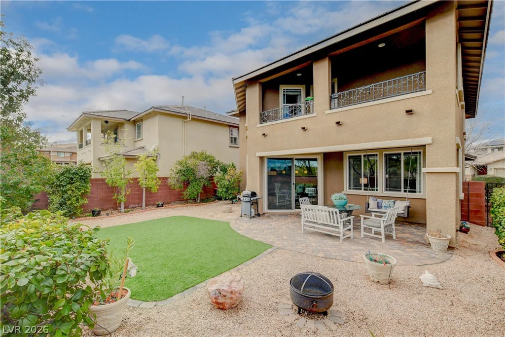 10313 Aragon Crown, Las Vegas, NV 89135