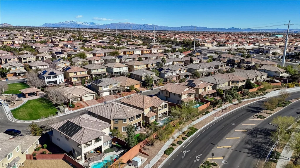 10313 Aragon Crown, Las Vegas, NV 89135