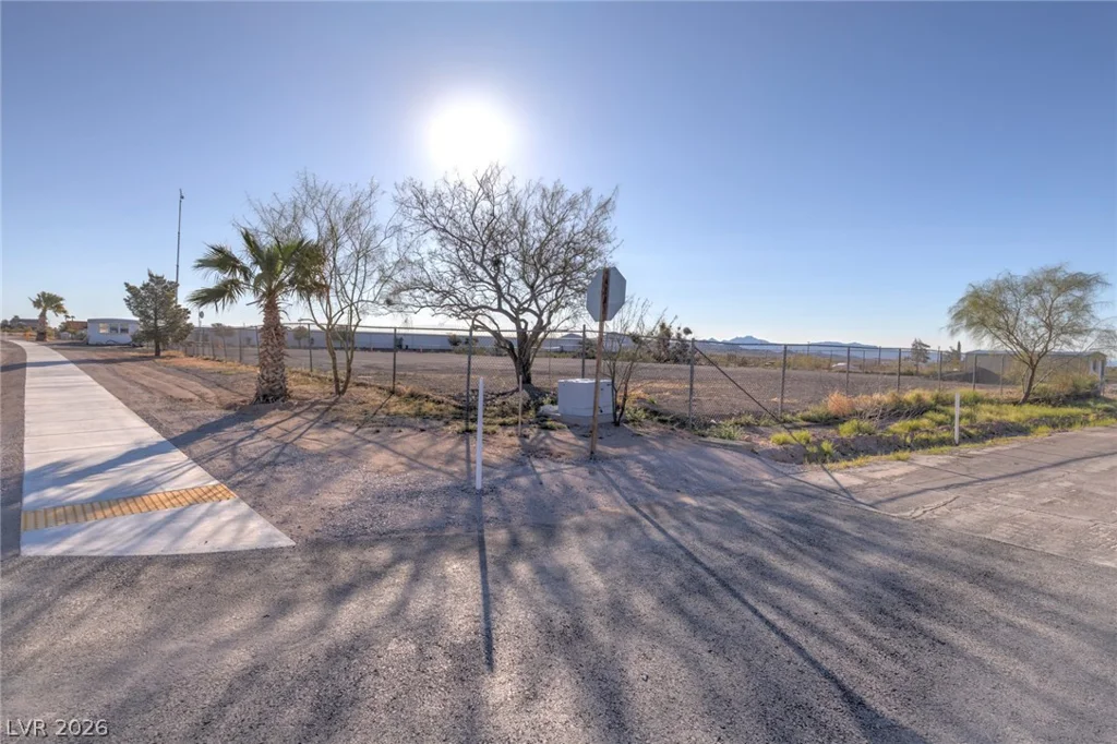 675 Cottonwood Cove, Searchlight, NV 89046