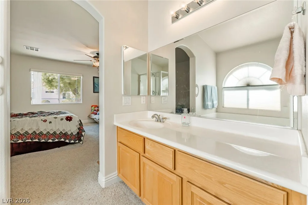 6816 Hazelnut Garden, Las Vegas, NV 89131