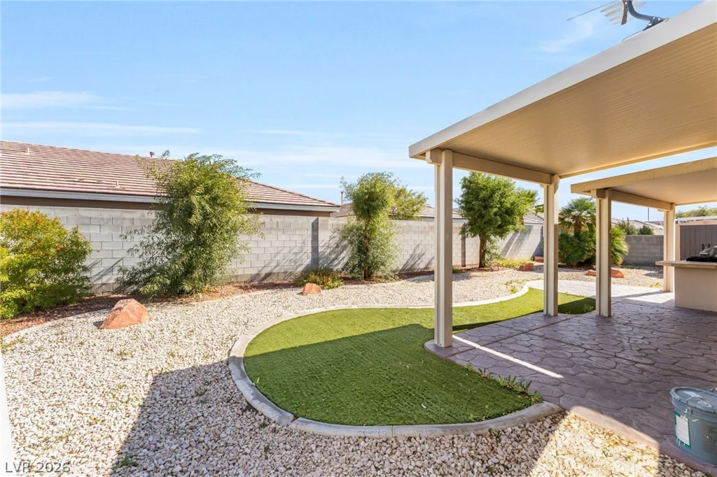 6816 Hazelnut Garden, Las Vegas, NV 89131