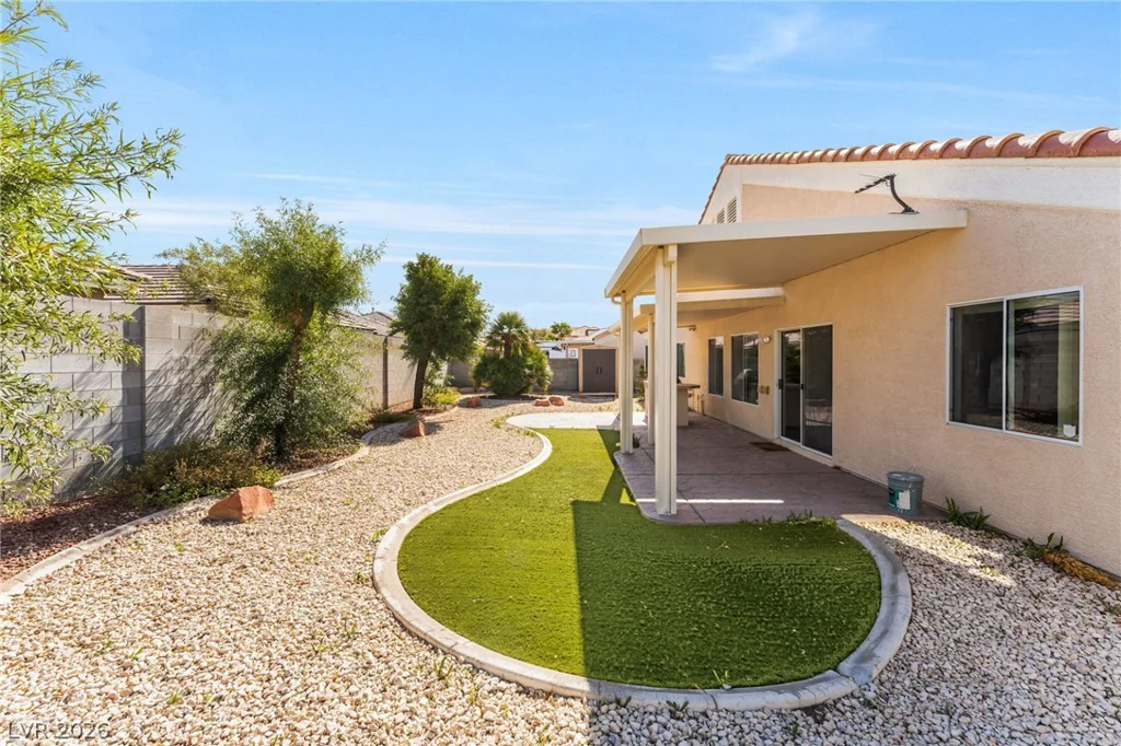6816 Hazelnut Garden, Las Vegas, NV 89131