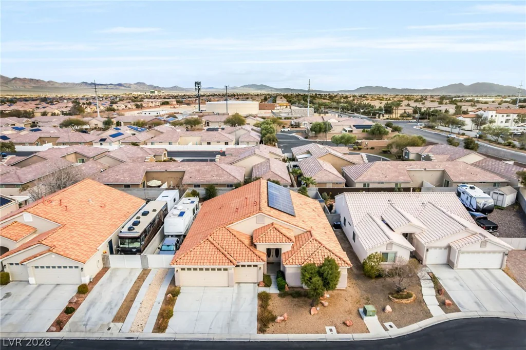 6816 Hazelnut Garden, Las Vegas, NV 89131