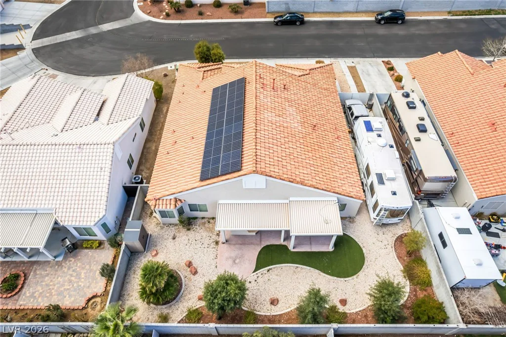 6816 Hazelnut Garden, Las Vegas, NV 89131