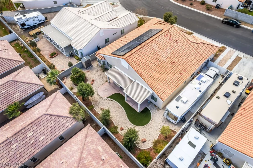 6816 Hazelnut Garden, Las Vegas, NV 89131