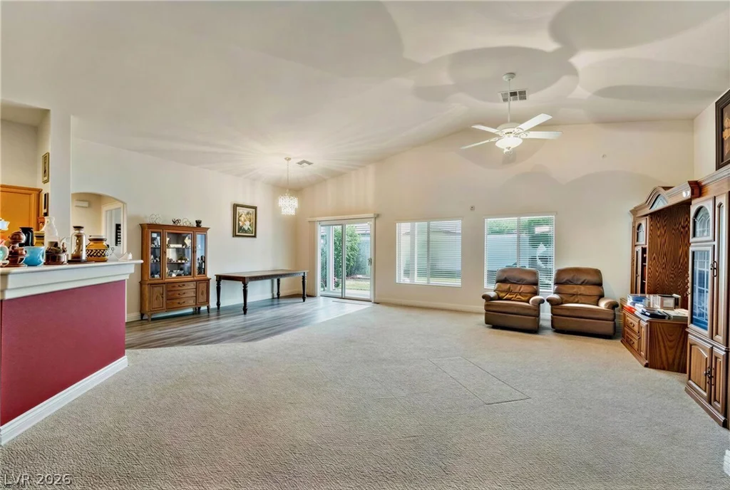 6816 Hazelnut Garden, Las Vegas, NV 89131