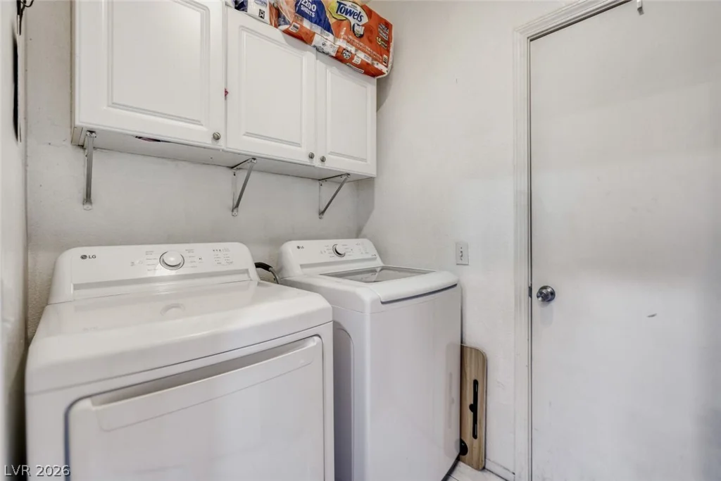 8725 Flamingo, Las Vegas, NV 89147