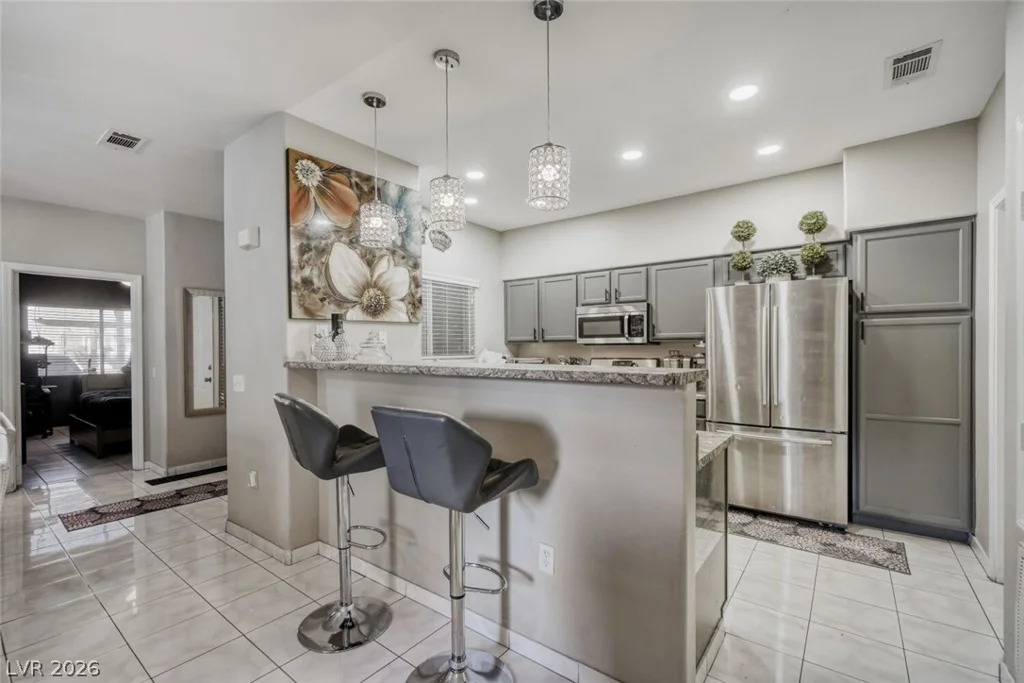 8725 Flamingo, Las Vegas, NV 89147