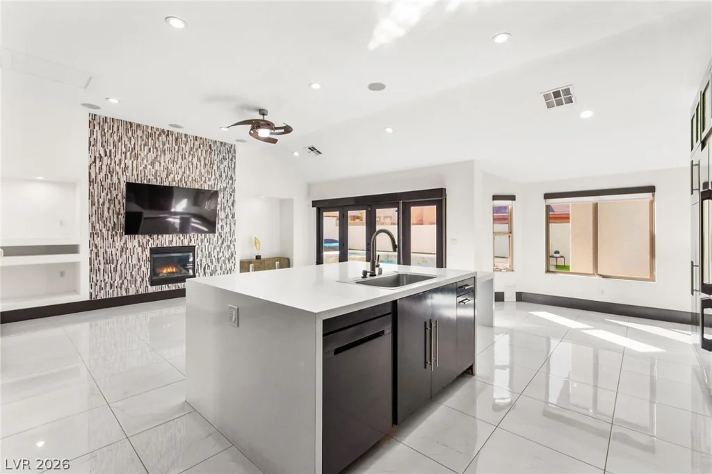 521 Kanani, Henderson, NV 89052