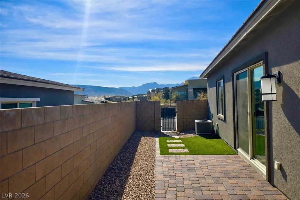 12492 Primrose Grove, Las Vegas, NV 89138