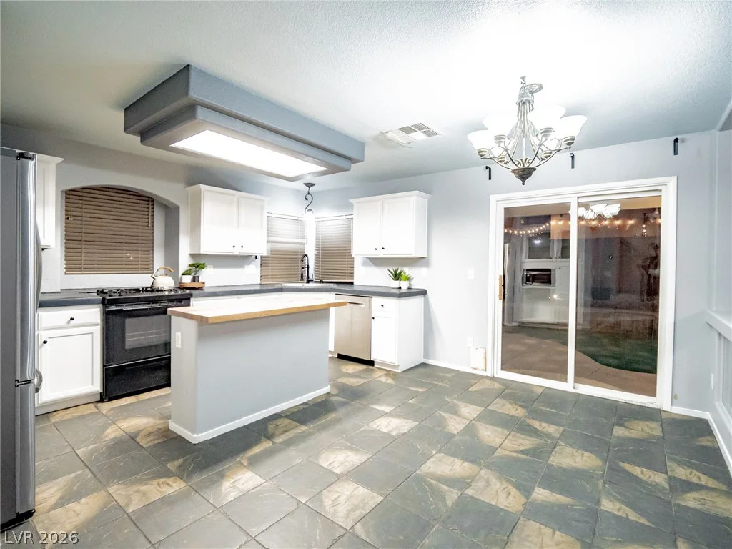 7535 Jacaranda Leaf, Las Vegas, NV 89139