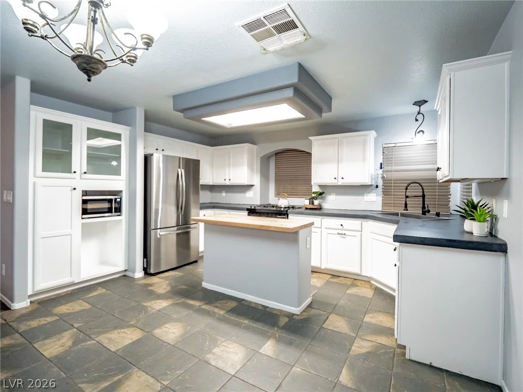 7535 Jacaranda Leaf, Las Vegas, NV 89139
