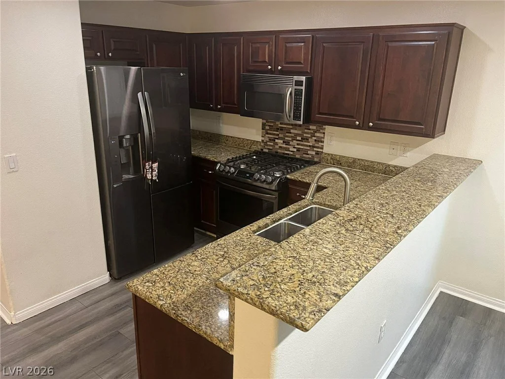 6311 Blue Twilight, Las Vegas, NV 89108