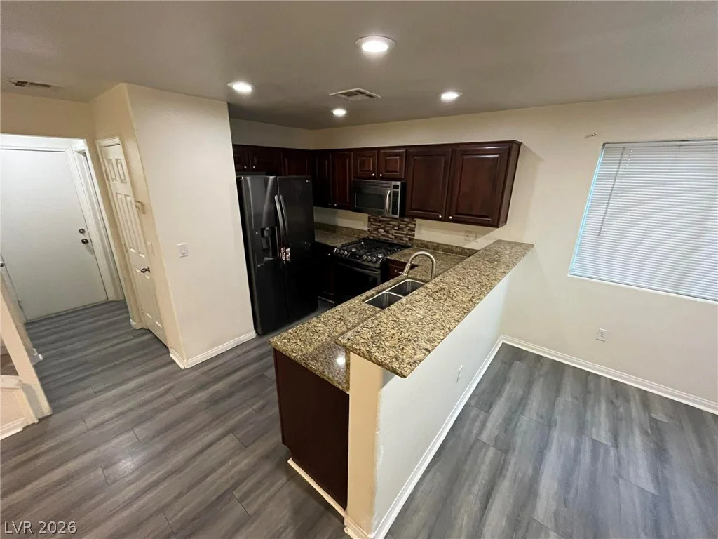 6311 Blue Twilight, Las Vegas, NV 89108